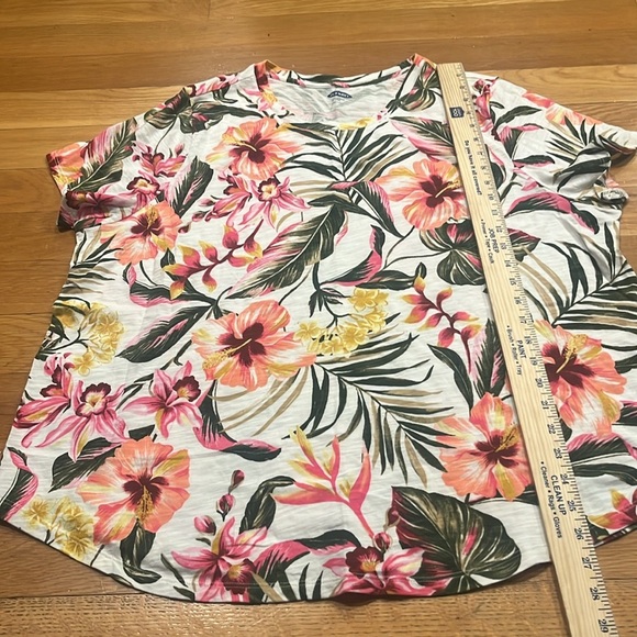 Old navy women’s tropical short  sleeve top size xxl. - Picture 5 of 7
